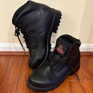 NWOT sz 10.5W Brahma Black Boots with Red Logo